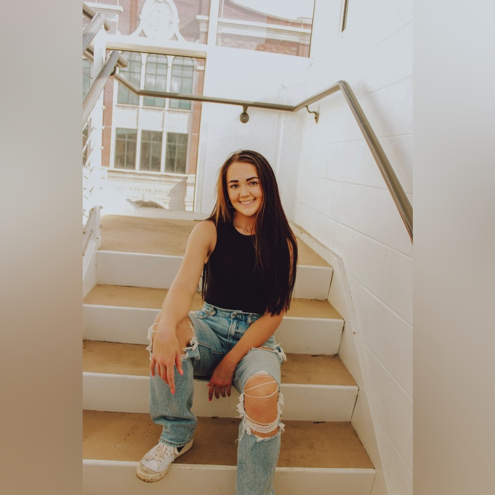 Meet your Posher, Logan